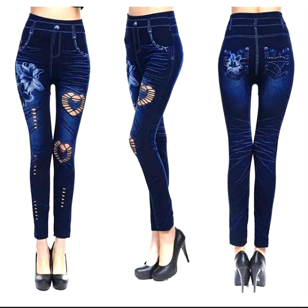 Womans jeggings, size S, W/ Heart cut outs